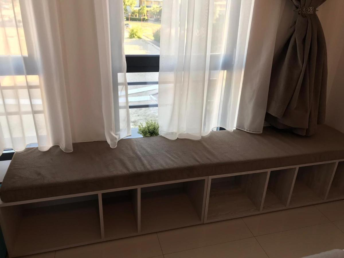 Beach Rooms Roberta Mamaia Ngoại thất bức ảnh