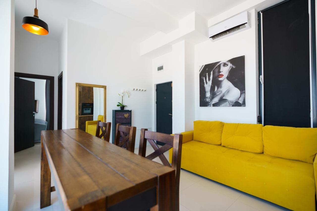 Beach Rooms Roberta Mamaia Ngoại thất bức ảnh