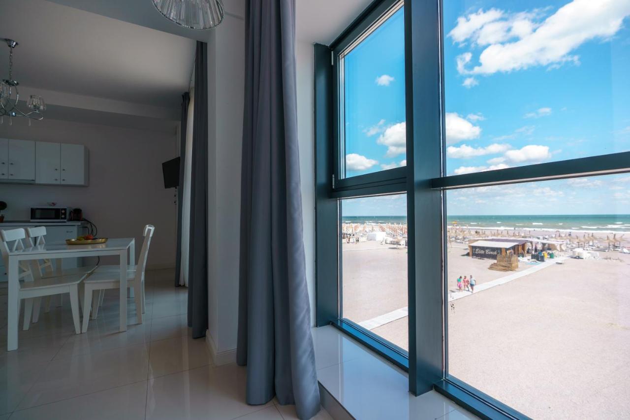 Beach Rooms Roberta Mamaia Ngoại thất bức ảnh