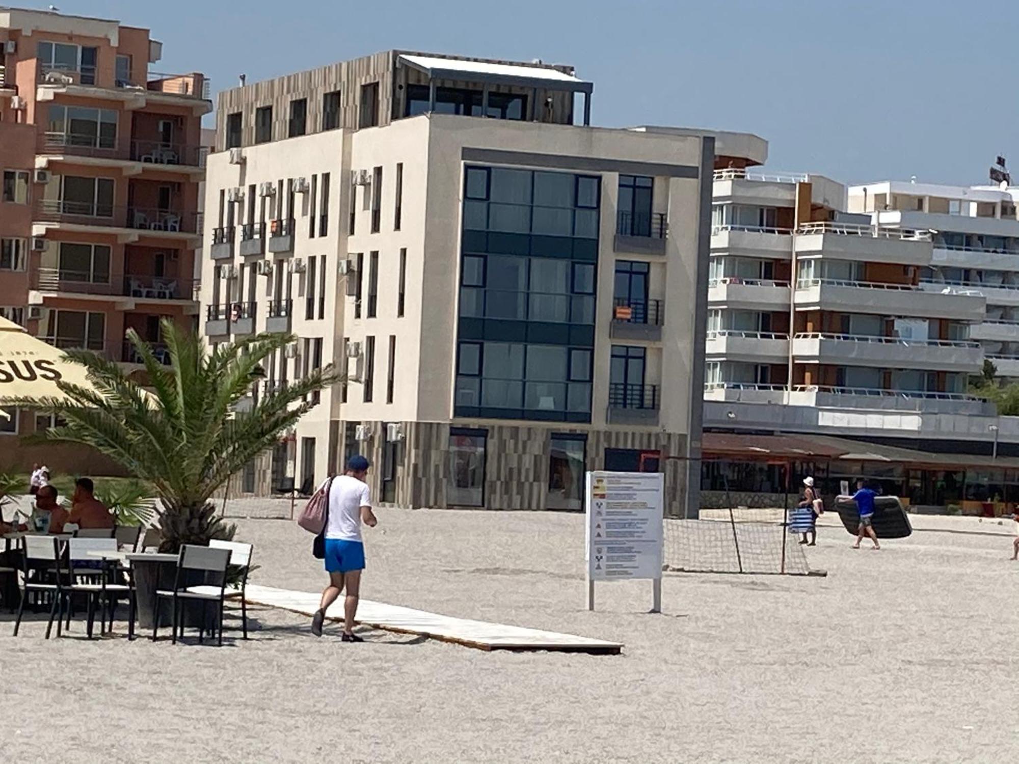 Beach Rooms Roberta Mamaia Ngoại thất bức ảnh