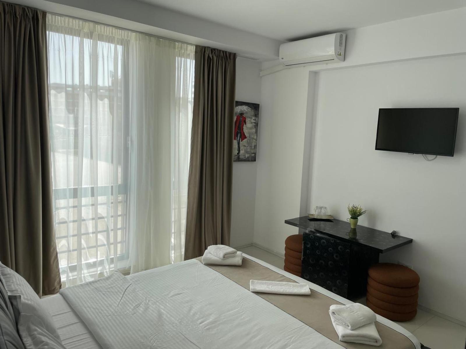 Beach Rooms Roberta Mamaia Ngoại thất bức ảnh